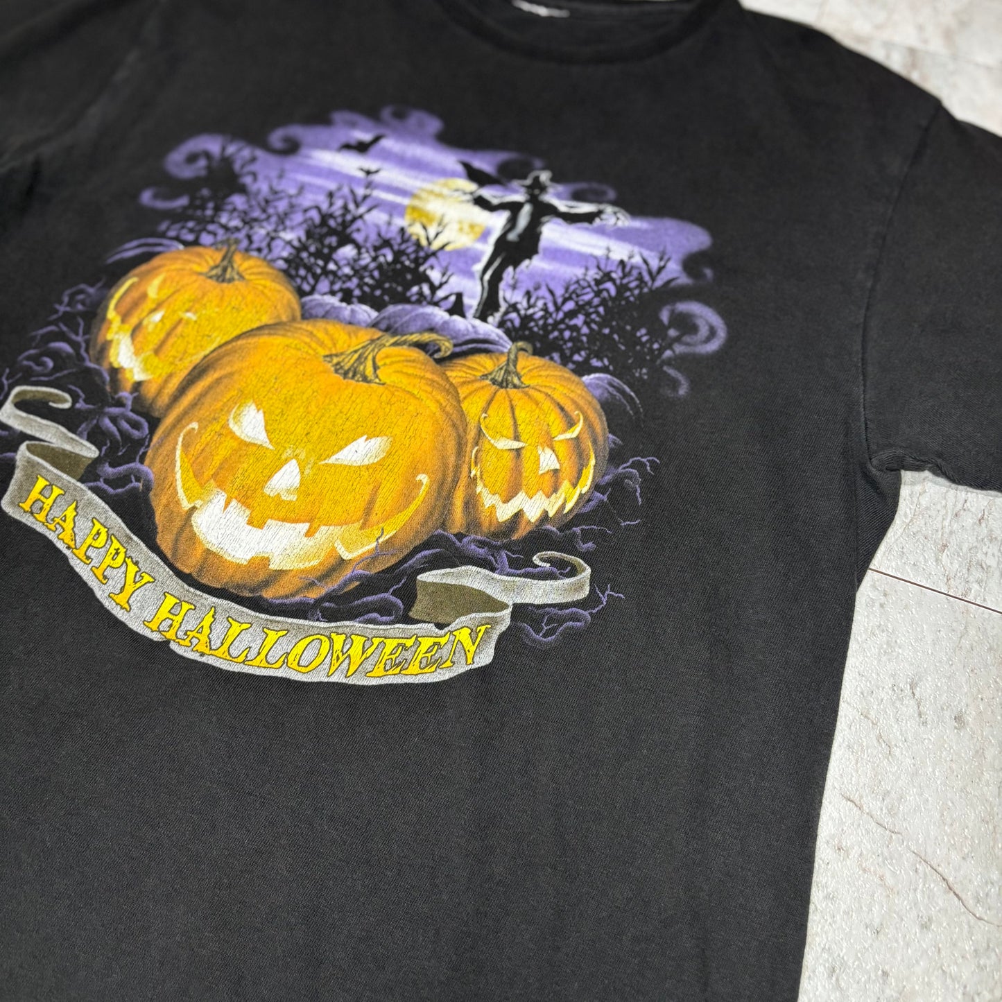 Halloween tee